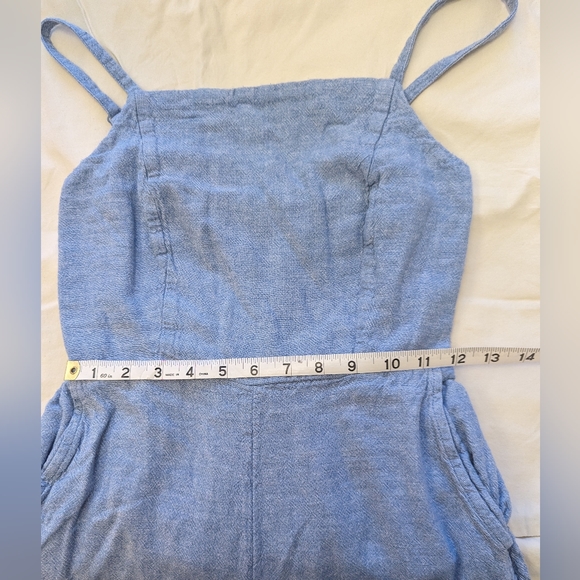 Old Navy Linen Romper with smocked back. Size small. - Picture 7 of 9